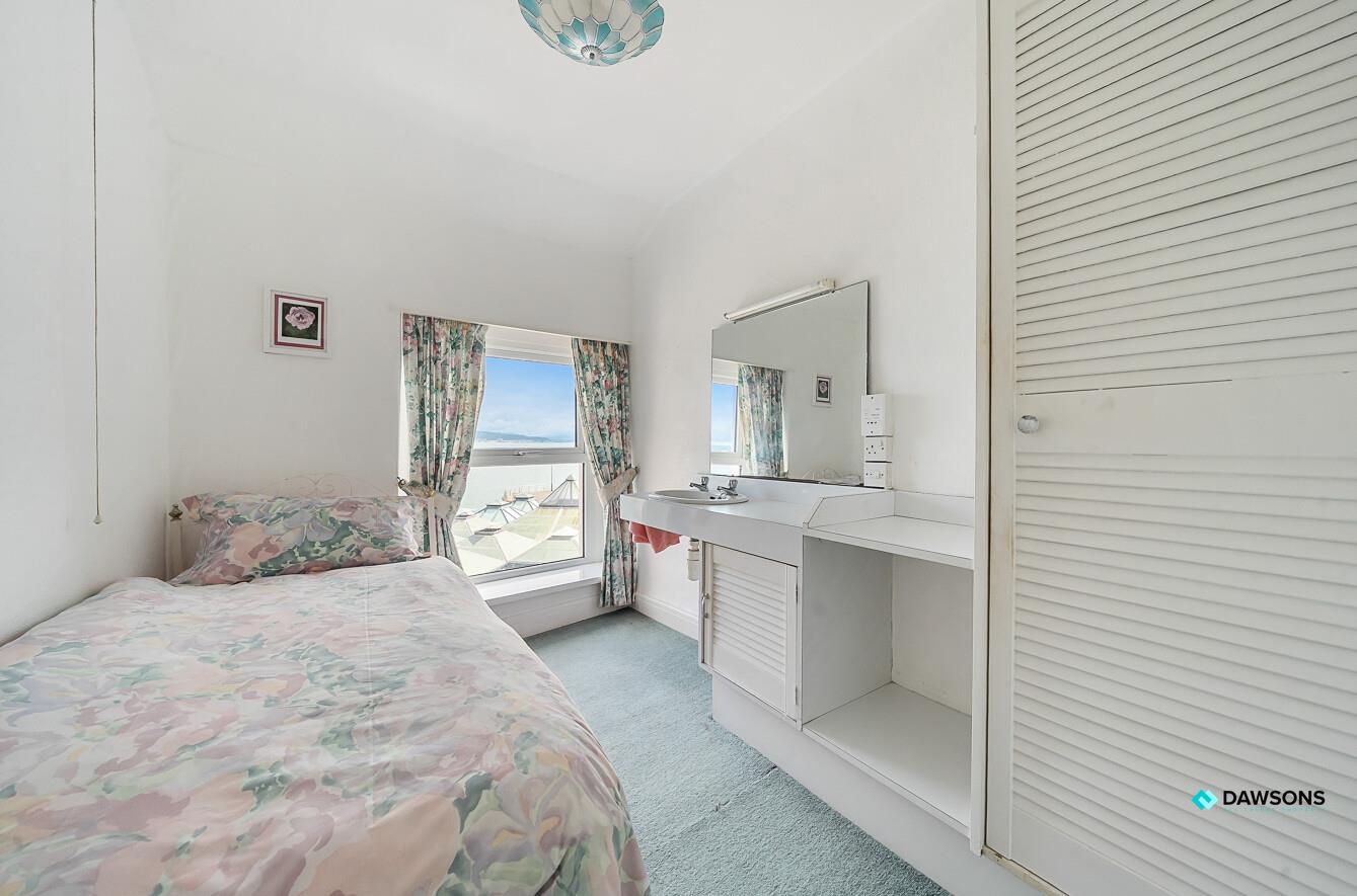 Mumbles Road, Mumbles, Swansea, SA3 4EL